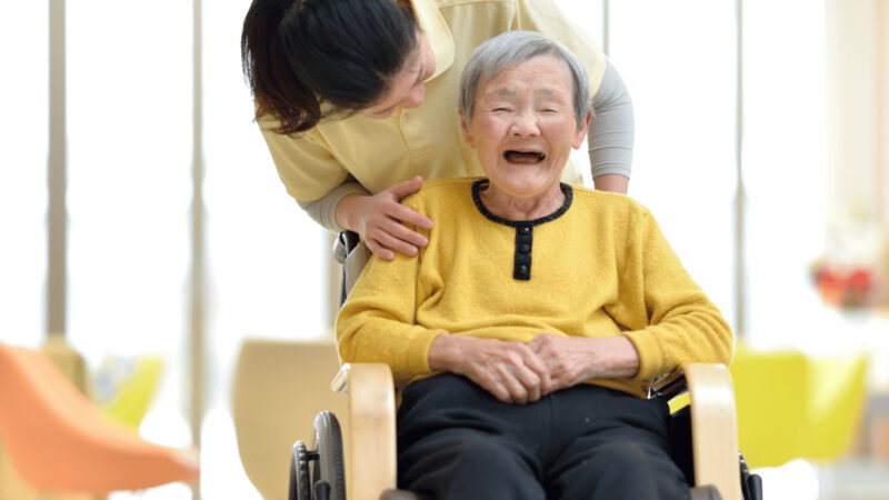 【2023年版】東京のお得な老人ホーム12選！月額10万円以下で快適生活を送ろう