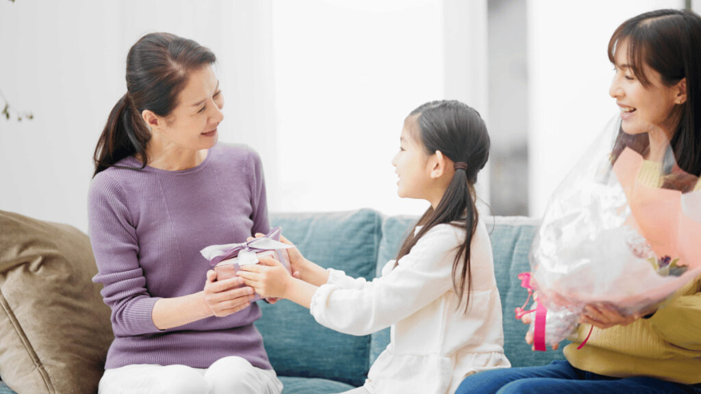 【2023年最新版】マンネリ化してない？母の日＆誕生日プレゼントで本当に喜ばれるもの10選